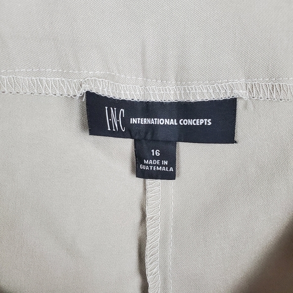 *NEW* INC Curvy Skinny Crop Mid Rise Pull On Pants - Picture 3 of 6